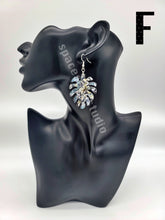 Load image into Gallery viewer, Large Flower Earrings
