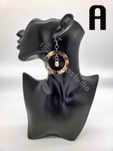 Load image into Gallery viewer, Large Flower Earrings
